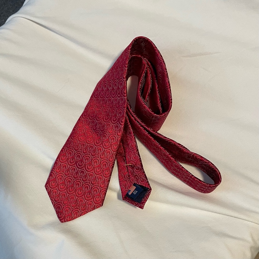 *EUC* Holland & Sherry-London 1836 - Mens 100% Silk Tie -USA - Made in USA - Red
